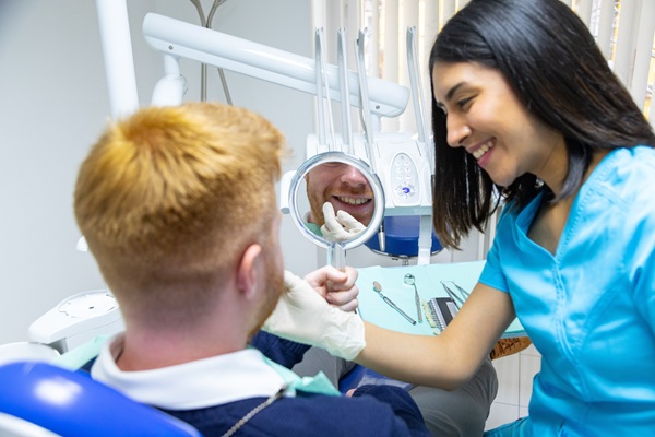 Same Day Dentistry: Tooth Extraction Recovery Tips